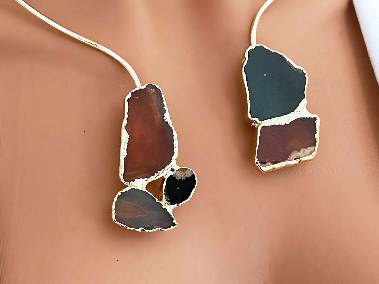 Gold Plated Open CollarChoker Necklace with Natural Agate