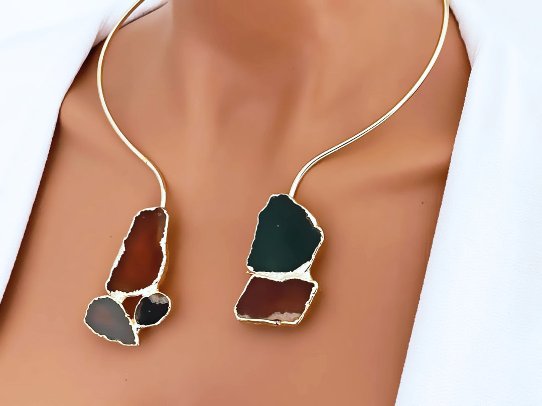 Gold Plated Open CollarChoker Necklace with Natural Agate showcased on a model's neck.