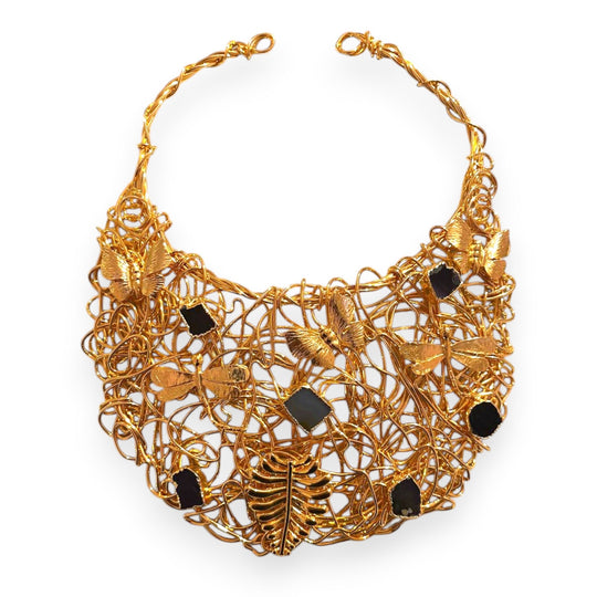 Handgemaakte 24k Vergulde "Golden Bloom" Statement Ketting - Natuurlijke Zwarte Toermalijn & Filigraan Vlinder Bib