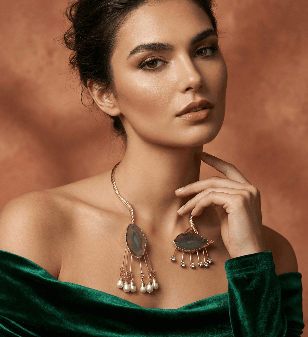 18K Gold Plated Twisted Wire Torque Necklace with Natural Agate Slices & Pearl Fringe