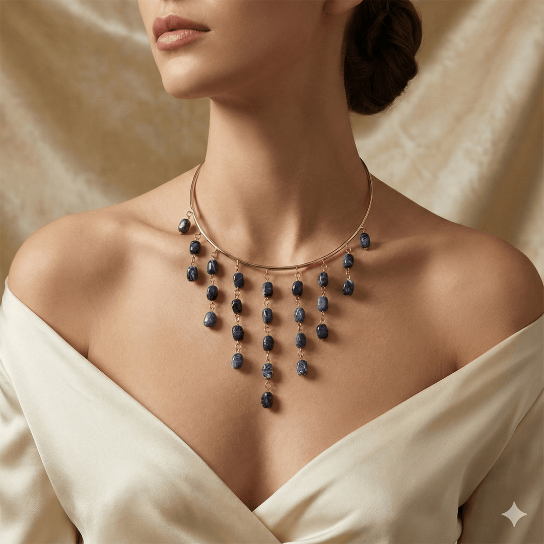 18k Vergulde Choker Ketting met Sodaliet Steen Druppels – Blauwe Edelsteen Franje Collier