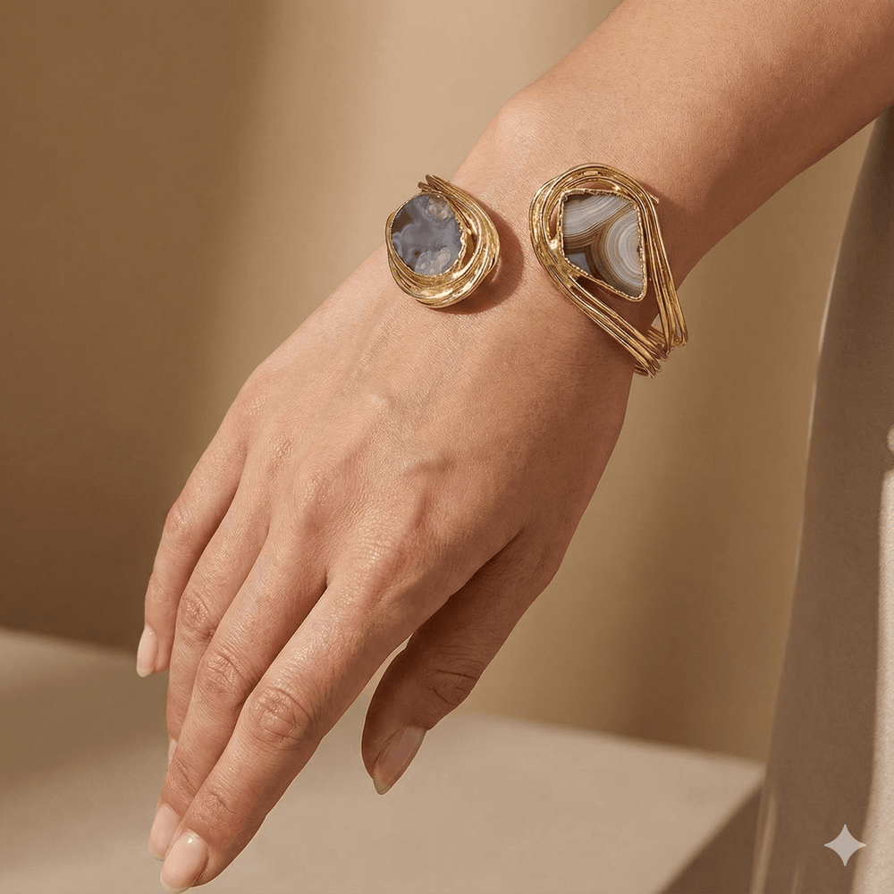 18k Vergulde Natuurlijke Agaat Draad Manchet Armband | Statement Open Armband