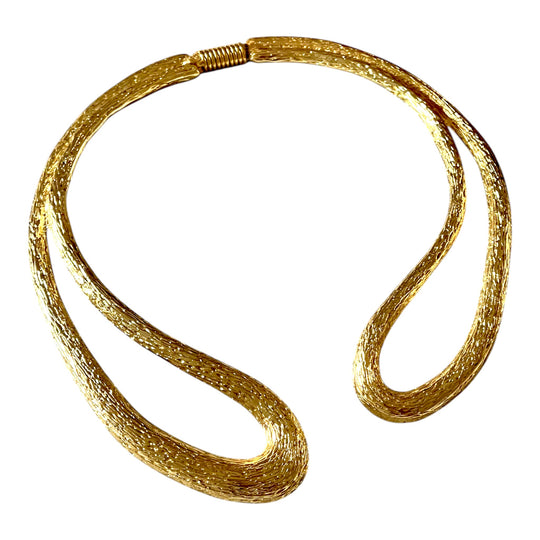 De Vergulde Golf: 18k Vergulde Getextureerde Open Choker