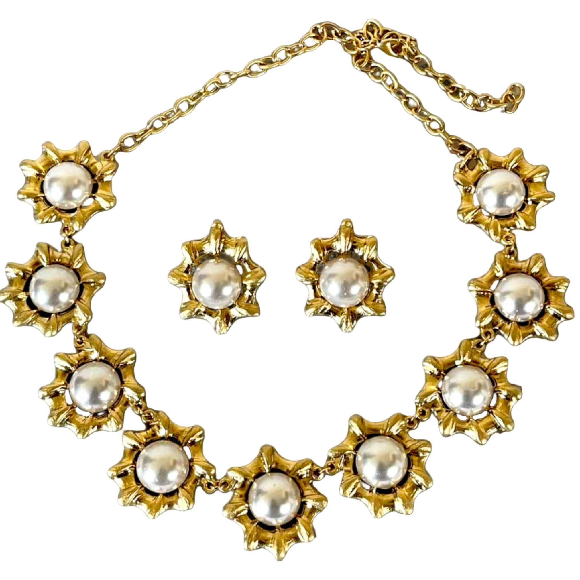 Elegant Gold and Pearl Statement Necklace and Earrings Jewelry Set - Glam Duchess