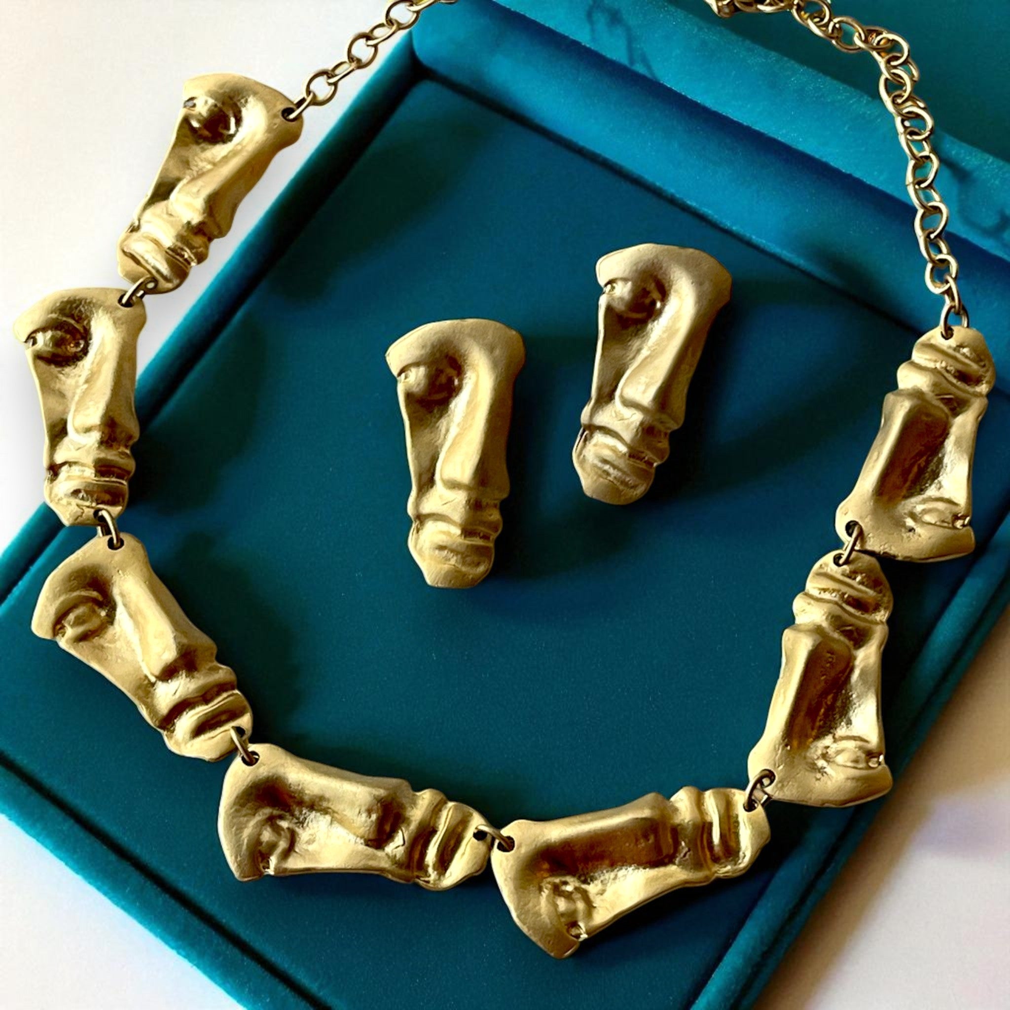 Luxury Artistic Gold Plated Face Necklace & Earrings Set – Statement Sculptural Jewelry - Glam Duchess